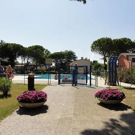 Appartement Bright Flat With Shared Pool Bibione