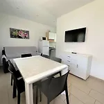 Bright Flat With Shared Pool * Bibione